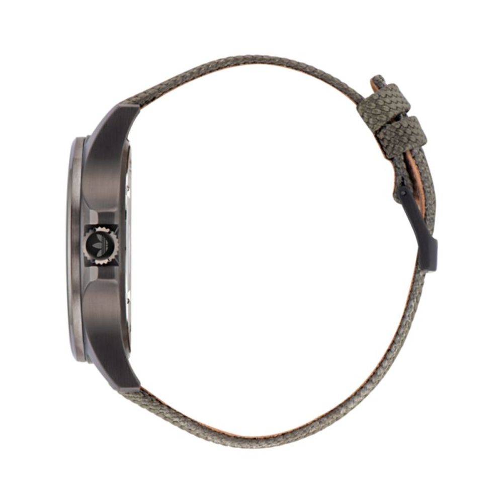 Adidas Montre Habillée Quartz Acier Inoxydable Vert Cadran Vert 44 Mm Bracelet Textile Vert Étanche 5 ATM - Apparel & Accessories > Jewelry > Watches from Adidas