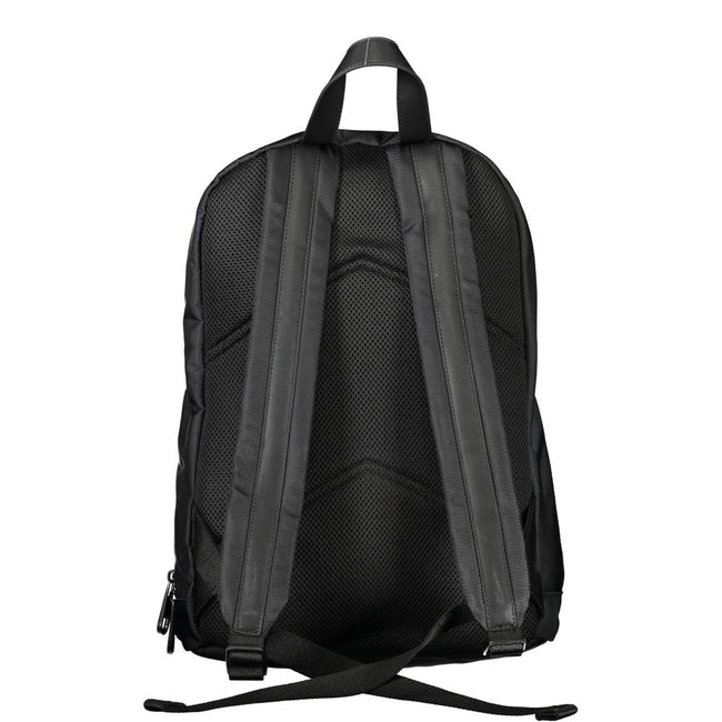 Schwarzer Calvin Klein Rucksack aus recyceltem Polyester mit Tragegriff, verstellbaren Schultergurten, Reißverschluss und Laptopfach - Calvin Klein | Hollys Men