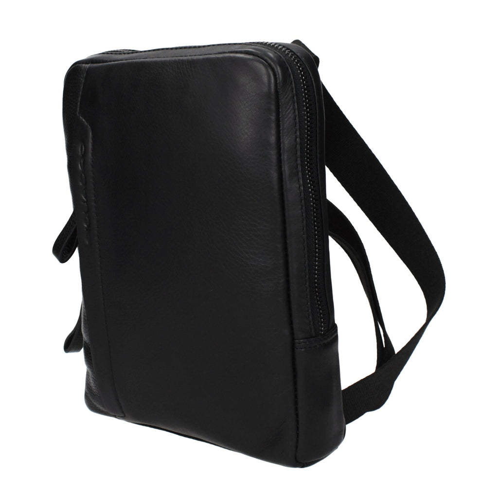 Piquadro Sacoche bandoulière cuir noir, logo frontal, effet vintage